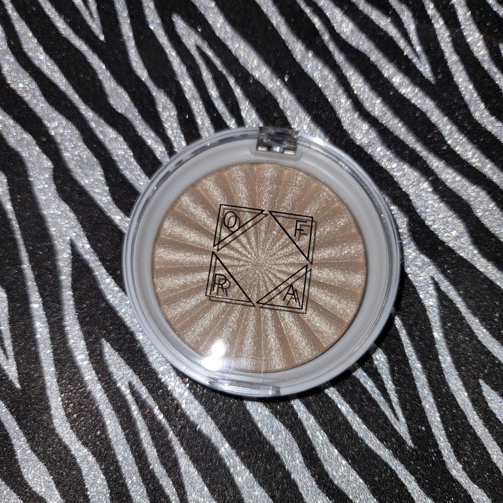 Ofra cosmetics highlighter